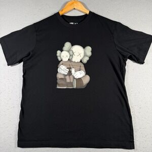 Uniqlo UT x KAWS Companion Graphic T-Shirt Mens Medium Black Short Sleeve